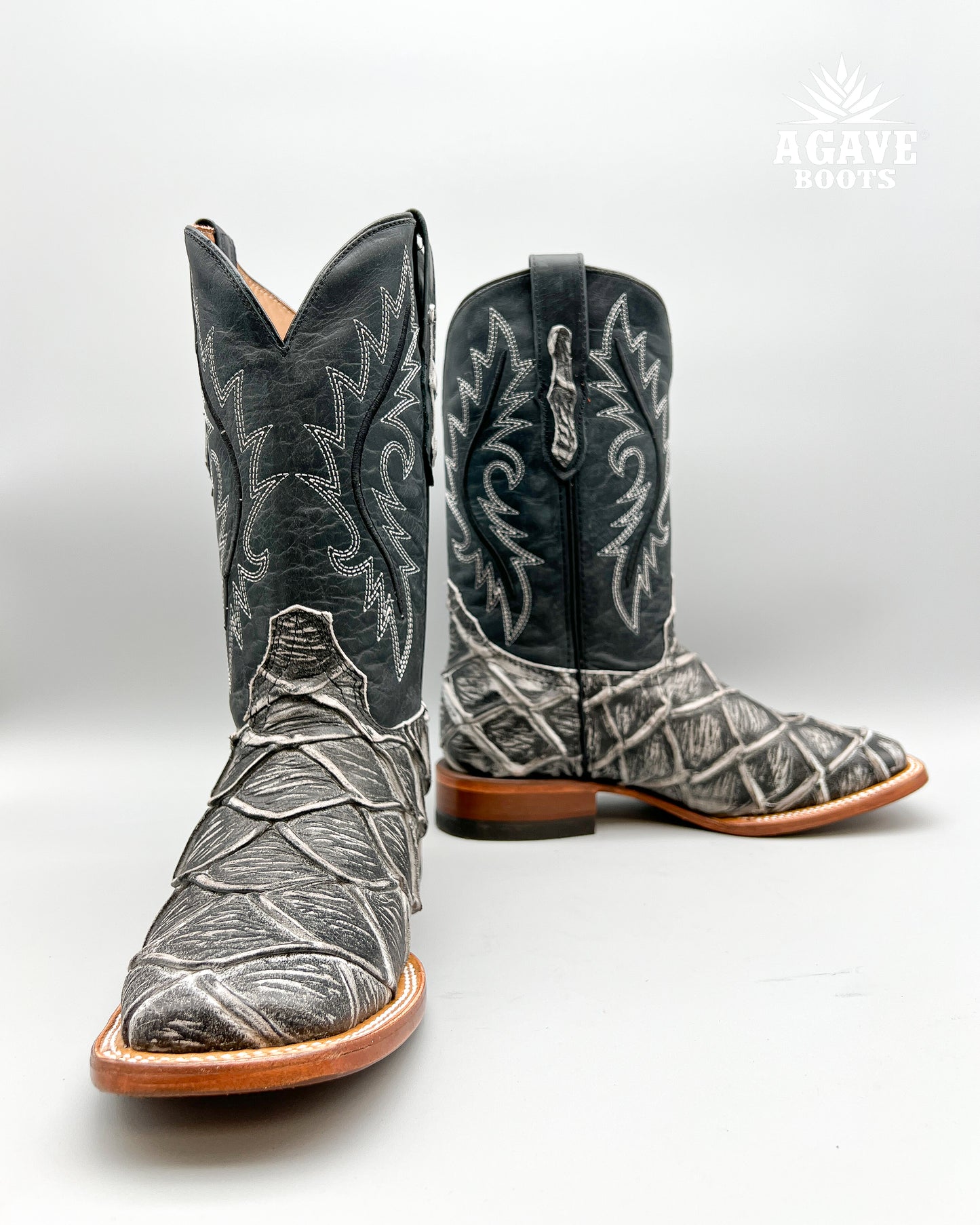 Cowboy Boot Grey Fish Bass