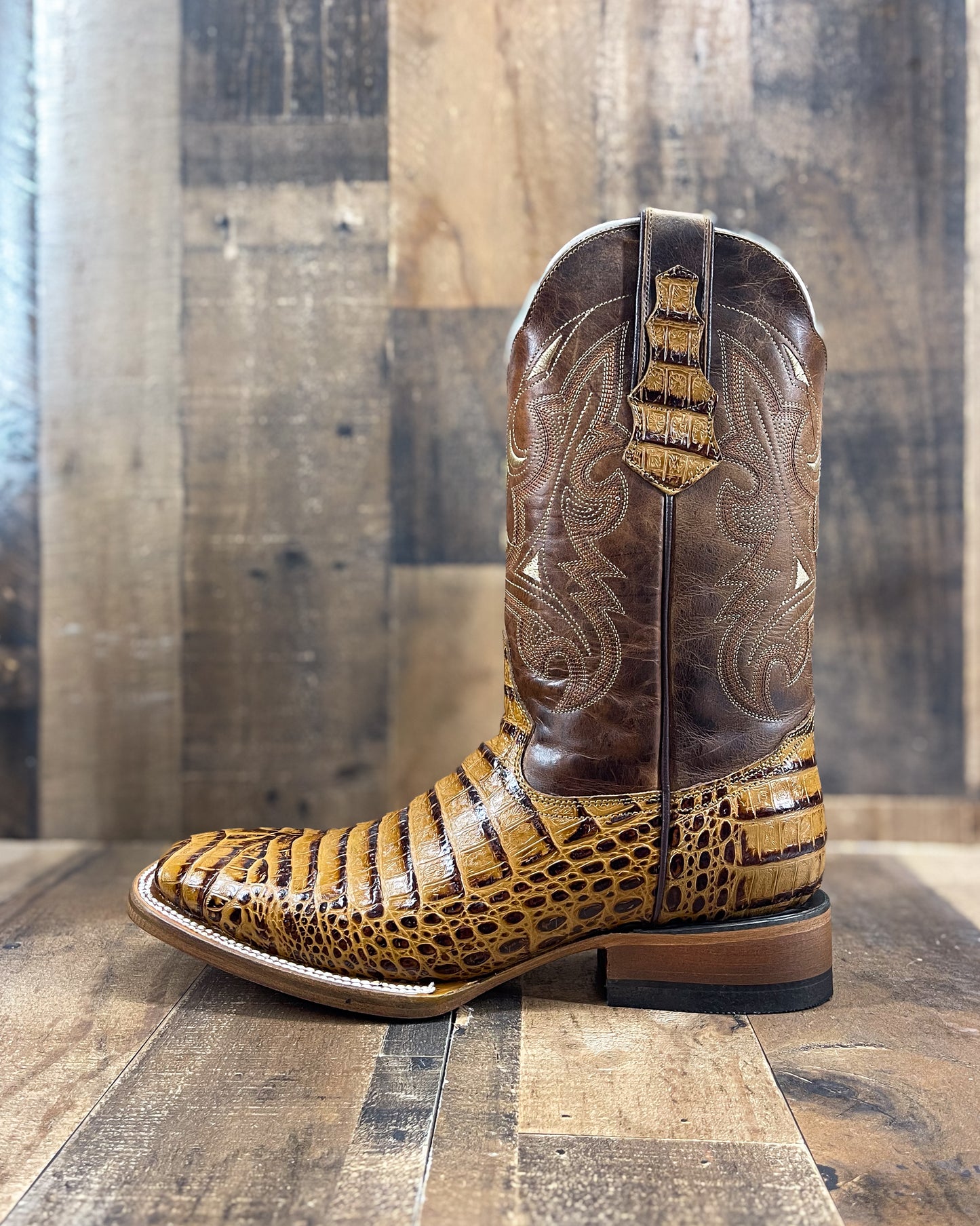 Cowboy Boot Caiman Black Honey