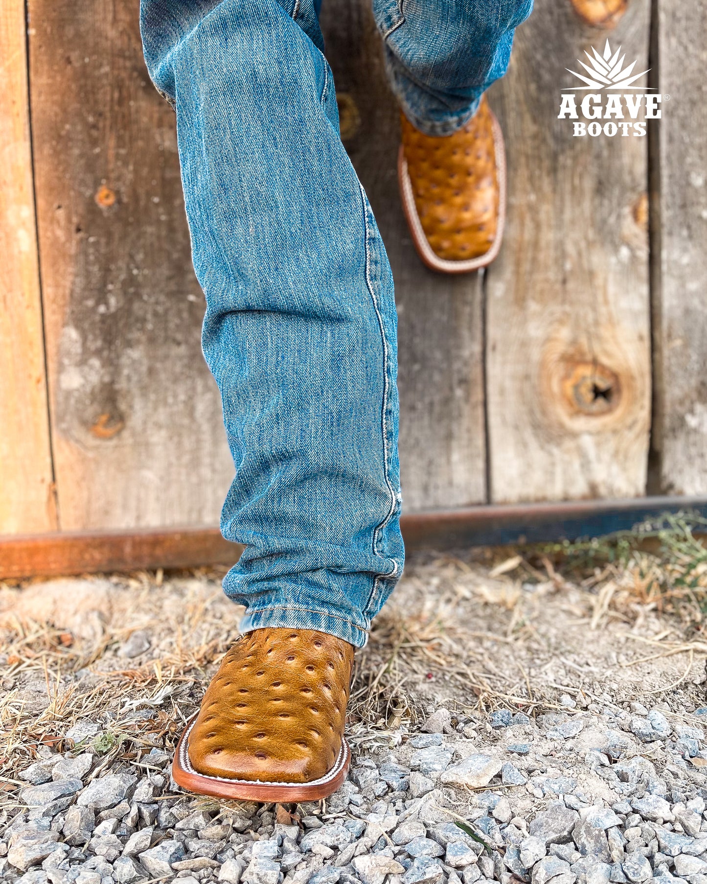 Cowboy Boot Ostrich Light Brown