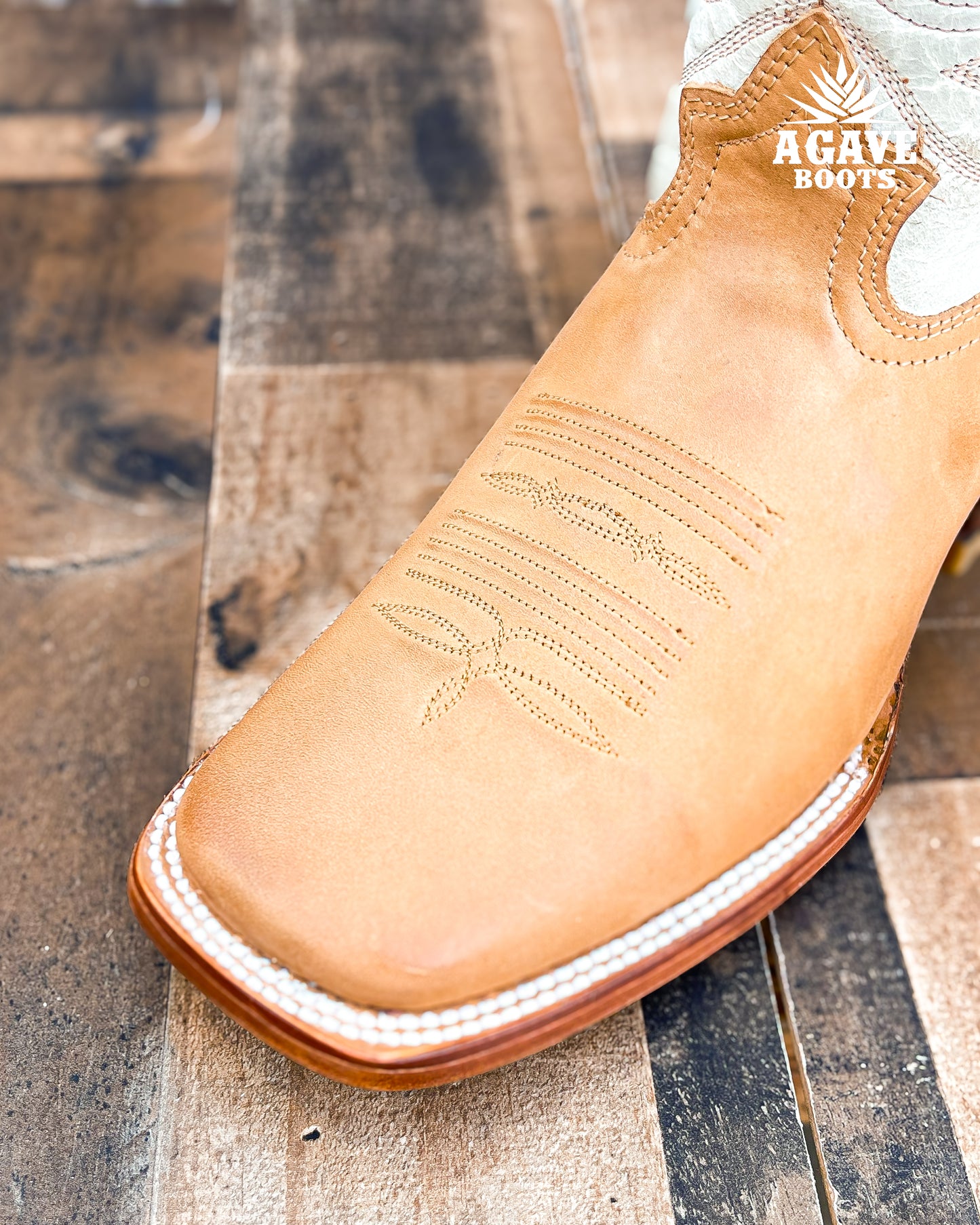 Cowboy Boot Light Brown