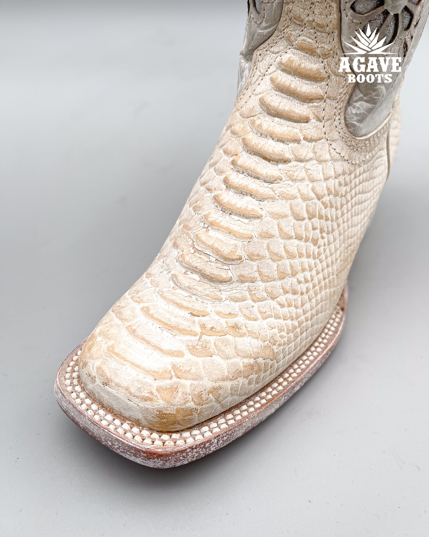 Cowboy Boot White Rustic Orix Python