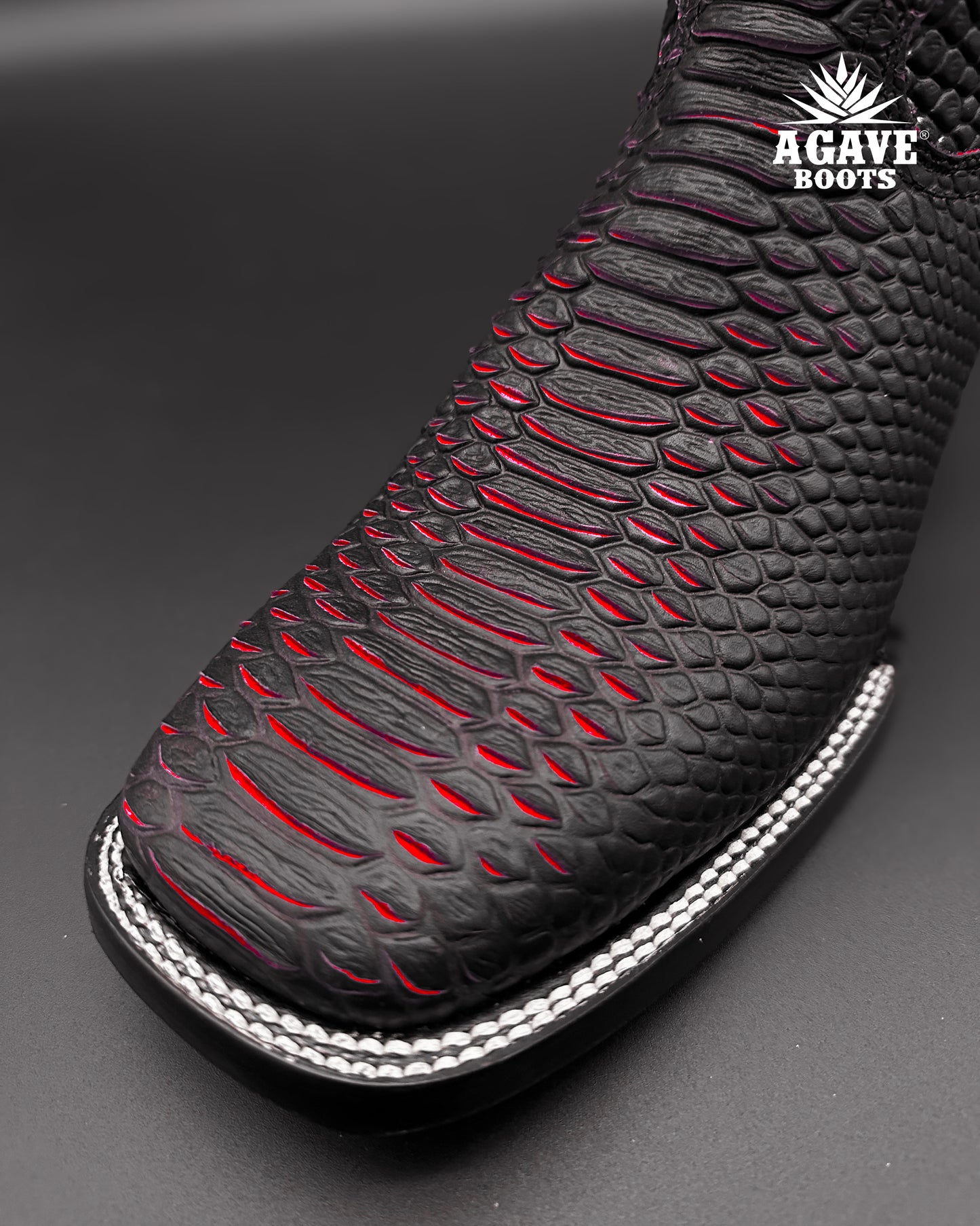 Cowboy Boot Red Full Python