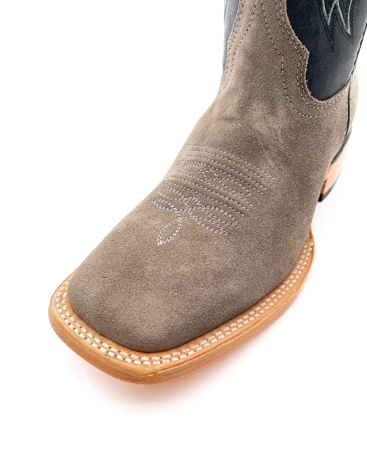 Cowboy Boot in Gray Rough Out