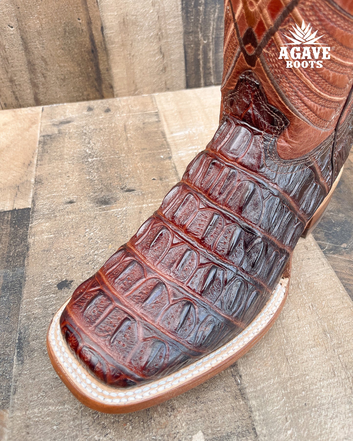 Cowboy Boot Caiman Tail