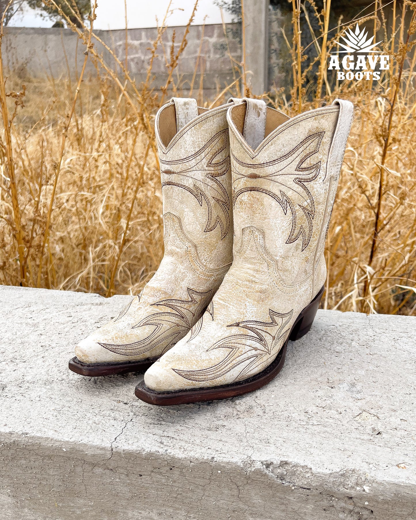 Cowboy Boot Short White