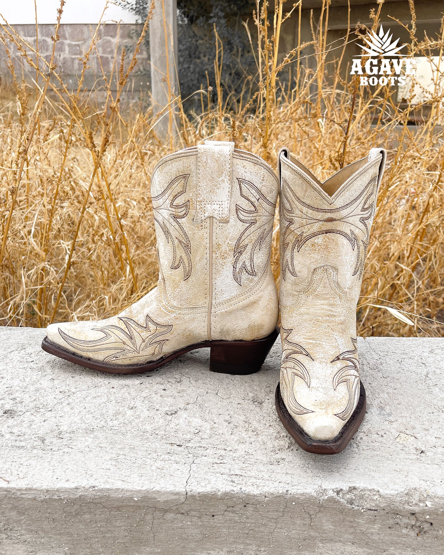 Cowboy Boot Short White