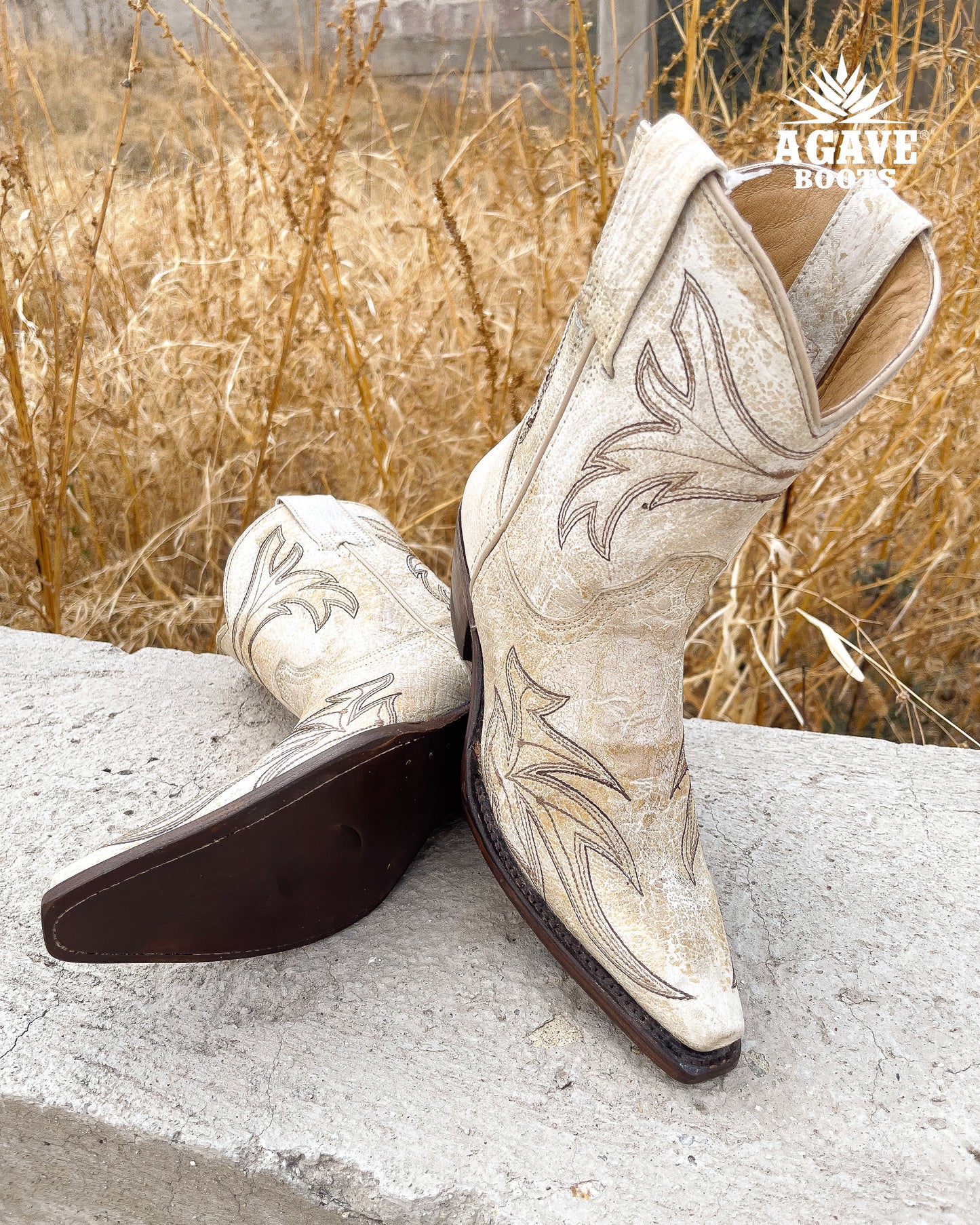 Cowboy Boot Short White