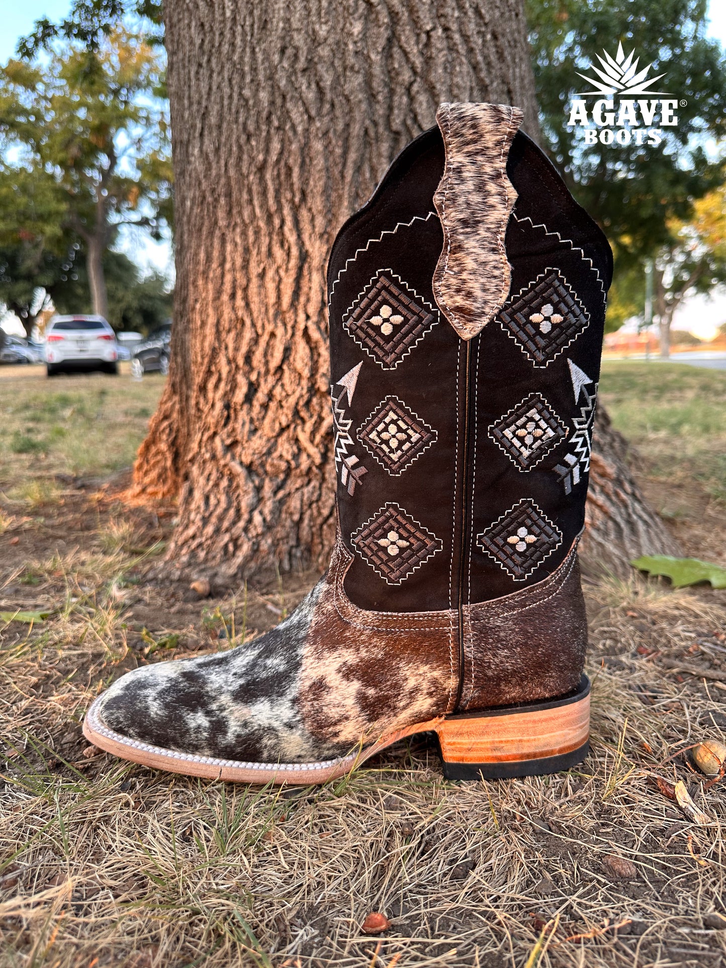 Cowboy Boot Women Cowhide Black Aztec