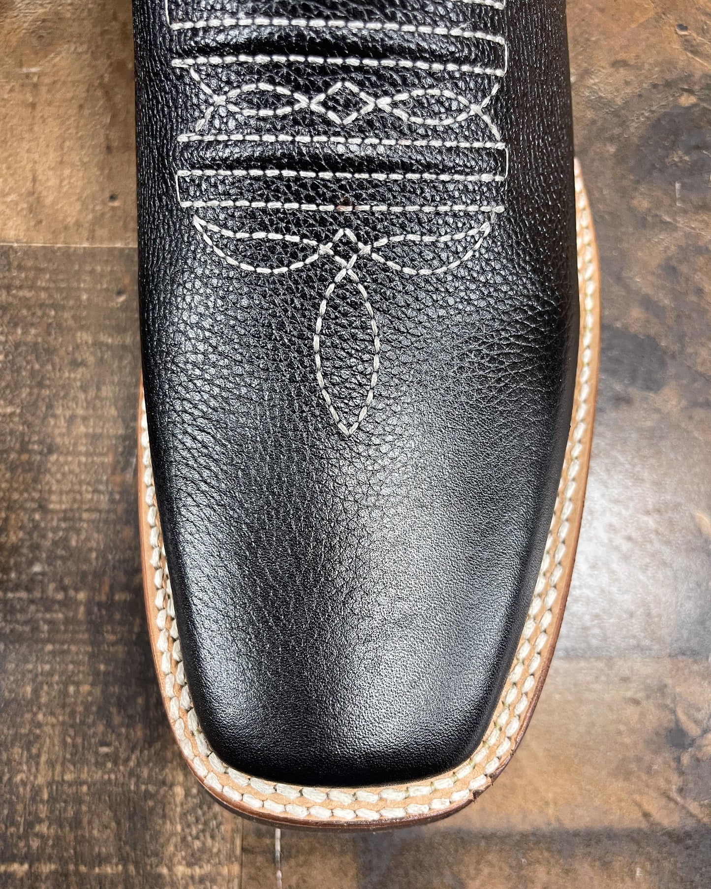 Cowboy Boot Dartanian Black Rubber Sole