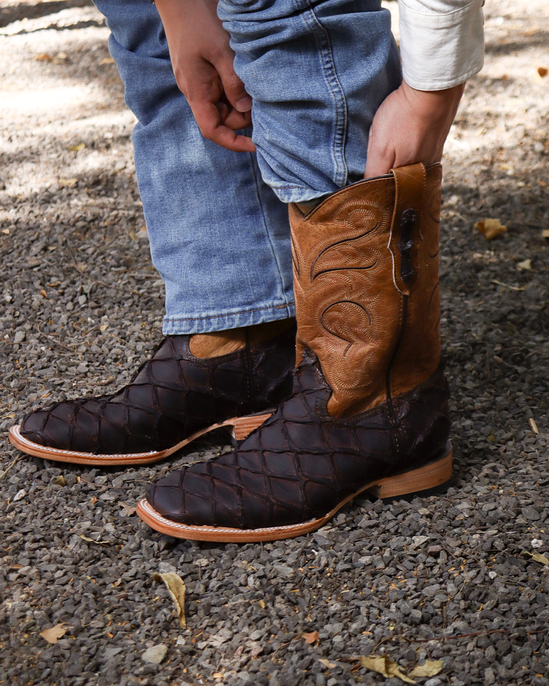 Cowboy Boot Brown Pirarucu Bass