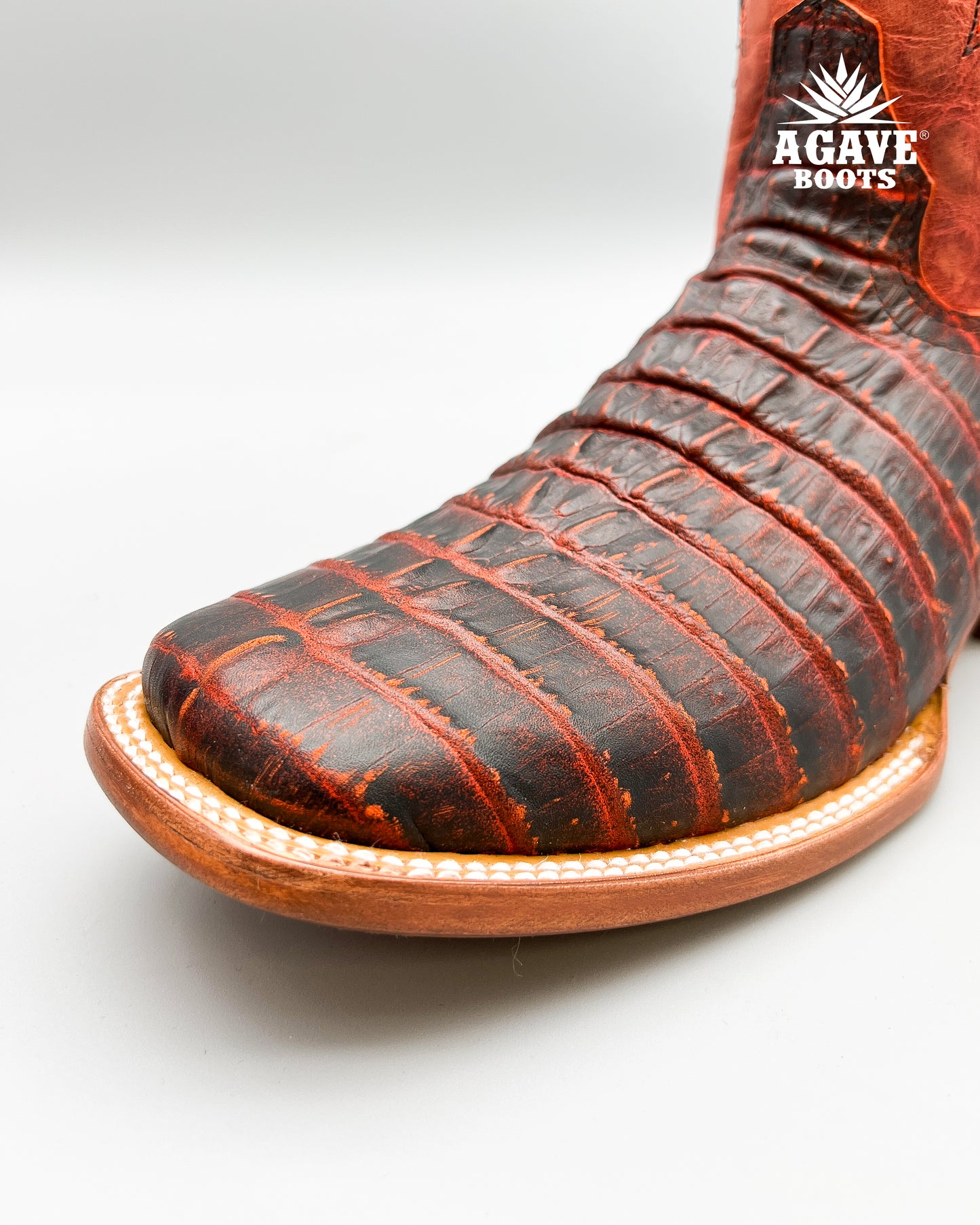 COGNAC CAIMAN TAIL | MEN’S COWBOY BOOTS