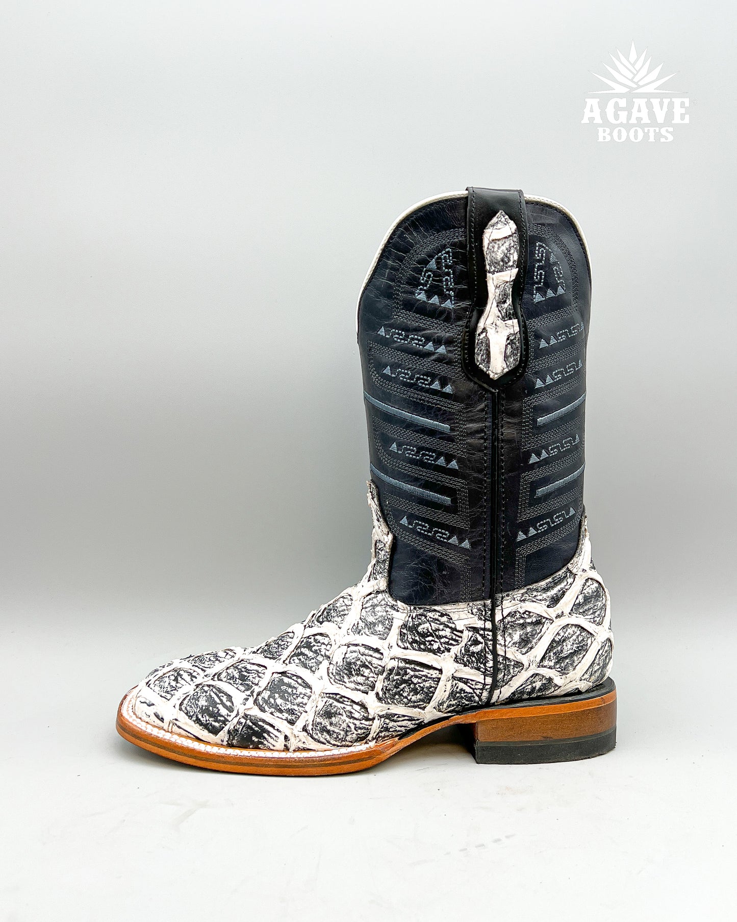 RUSTIC WHITE BASS | MEN’S COWBOY BOOTS