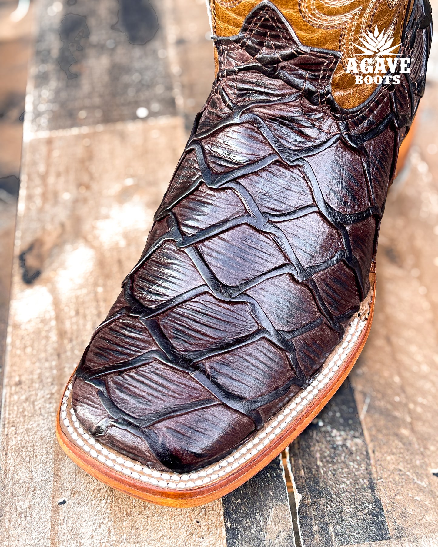 BROWN BASS | MEN’S COWBOY BOOTS