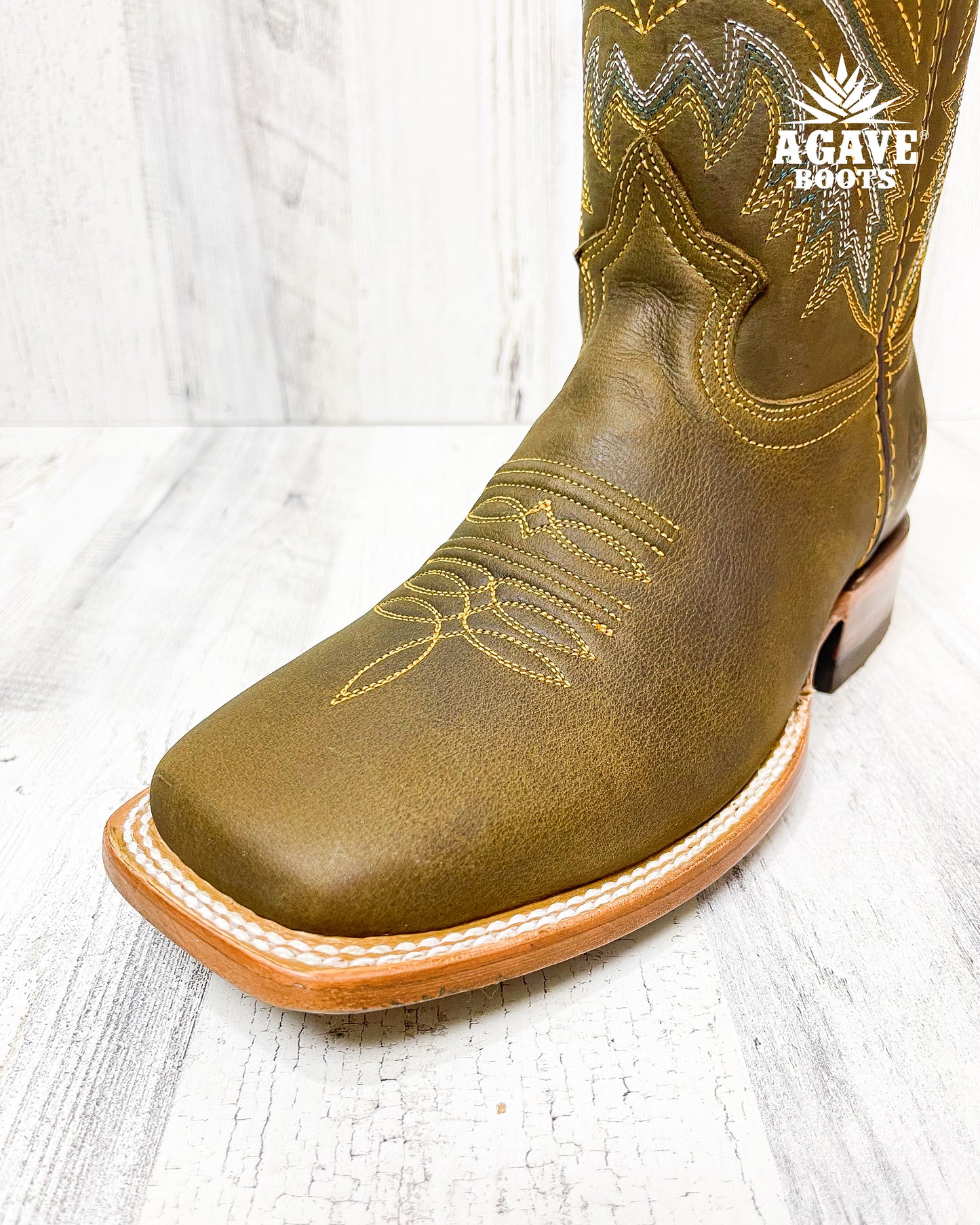 OLIVE | MEN SQUARE TOE COWBOY BOOTS