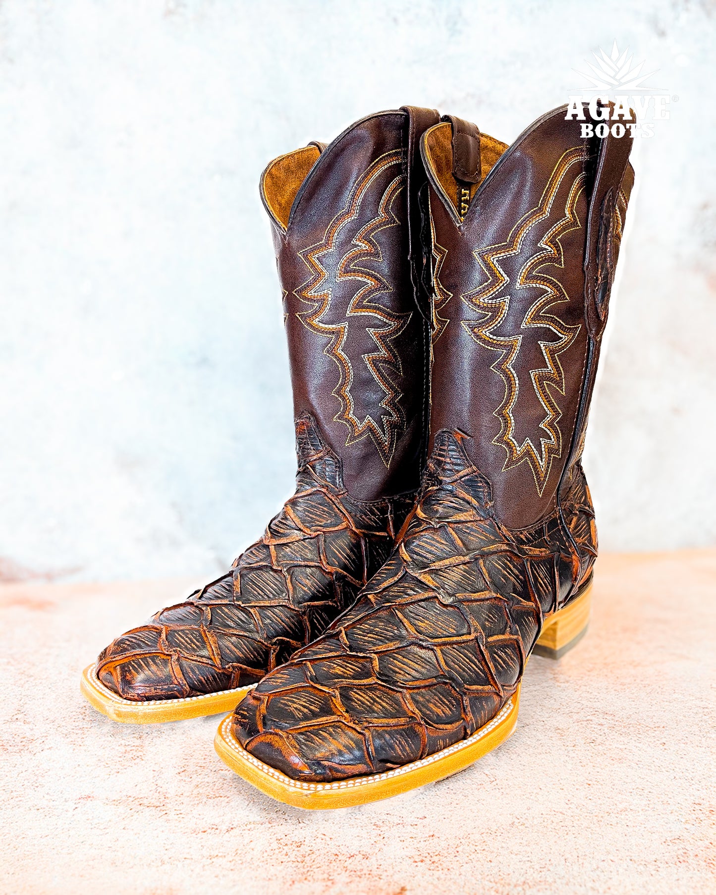 RUSTIC COGNAC BASS PIRARUCU | MEN SQUARE TOE COWBOY BOOTS