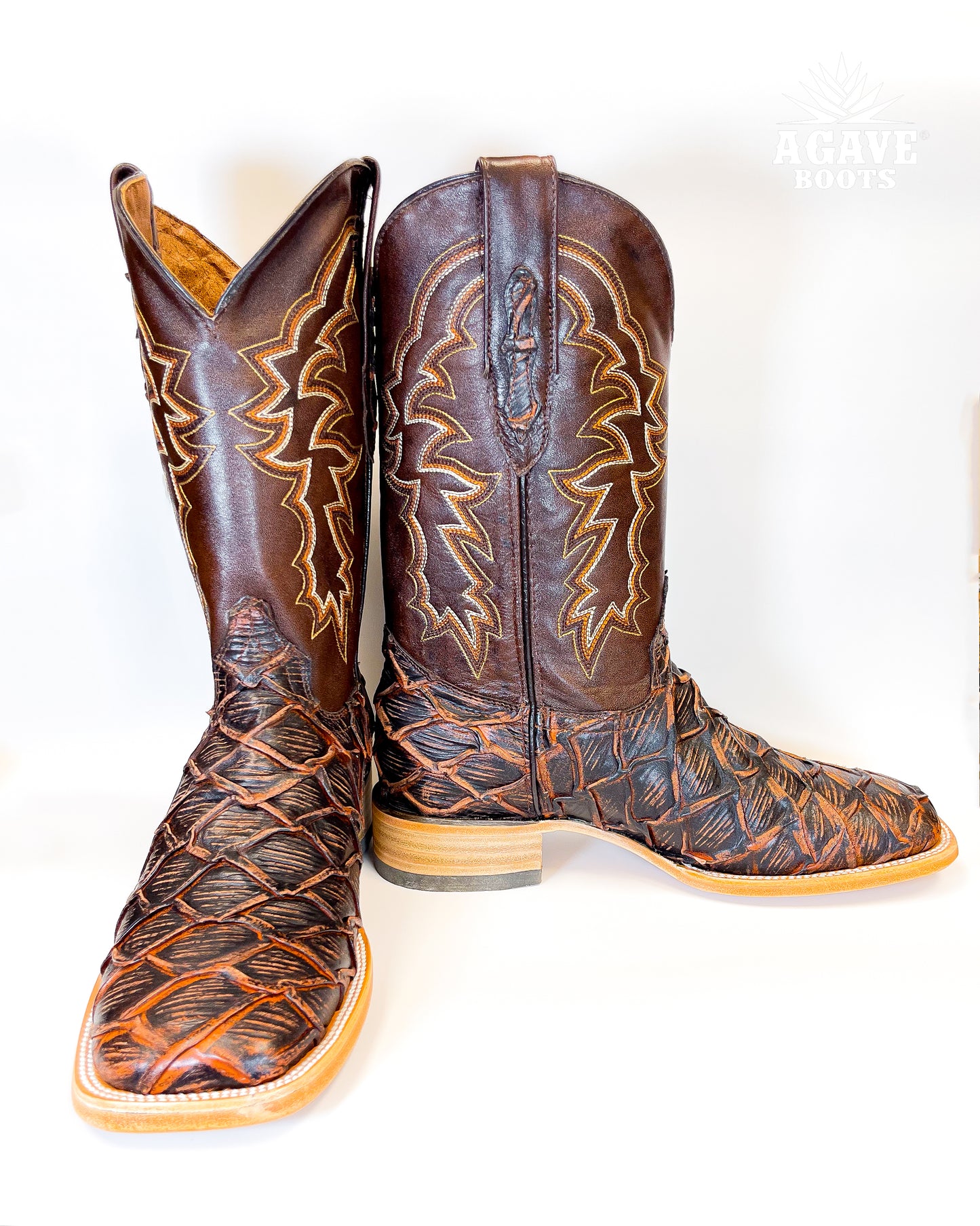 RUSTIC COGNAC BASS PIRARUCU | MEN SQUARE TOE COWBOY BOOTS