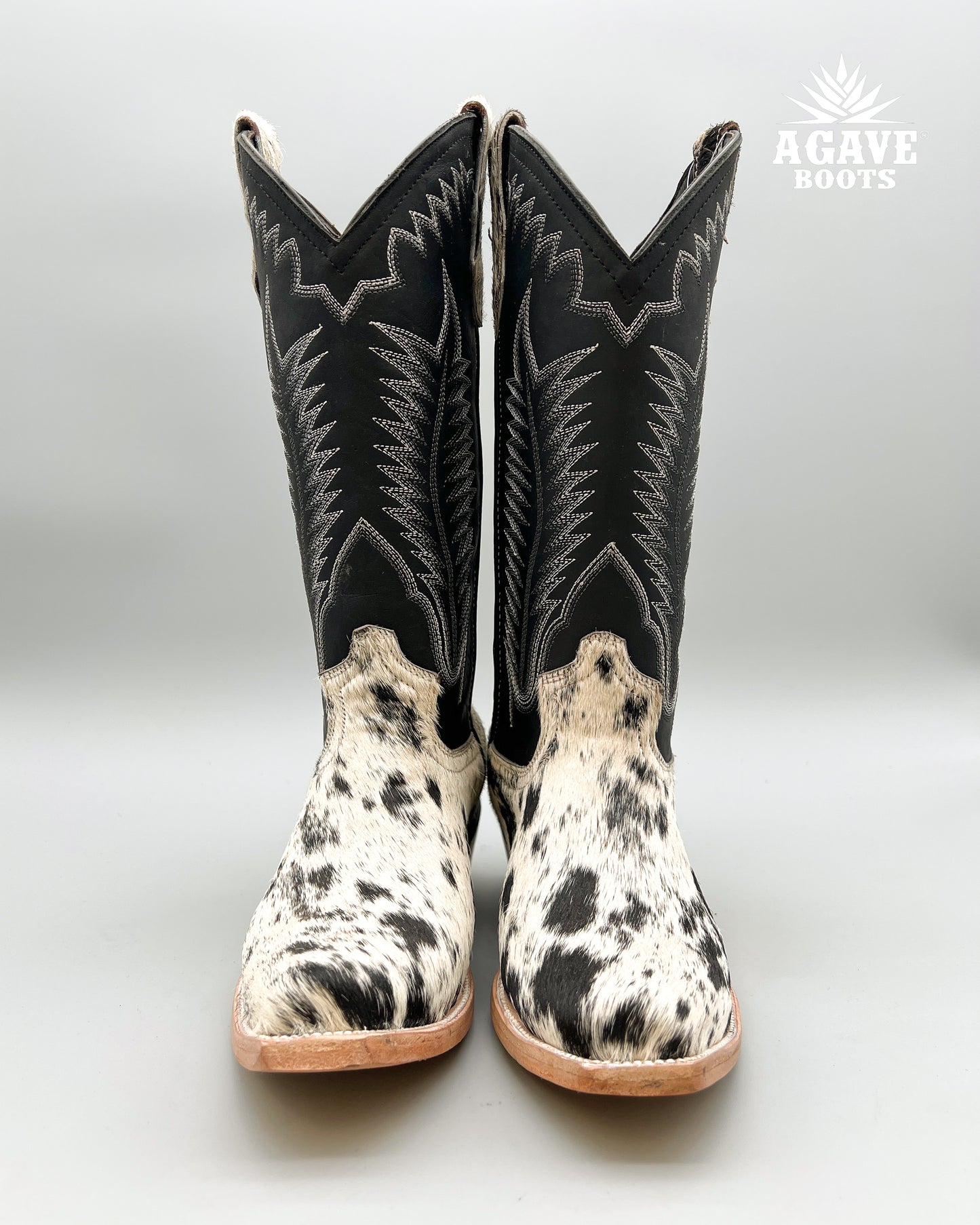 “COWHIDE” | WOMEN’S SNIP TOE COWBOY BOOTS