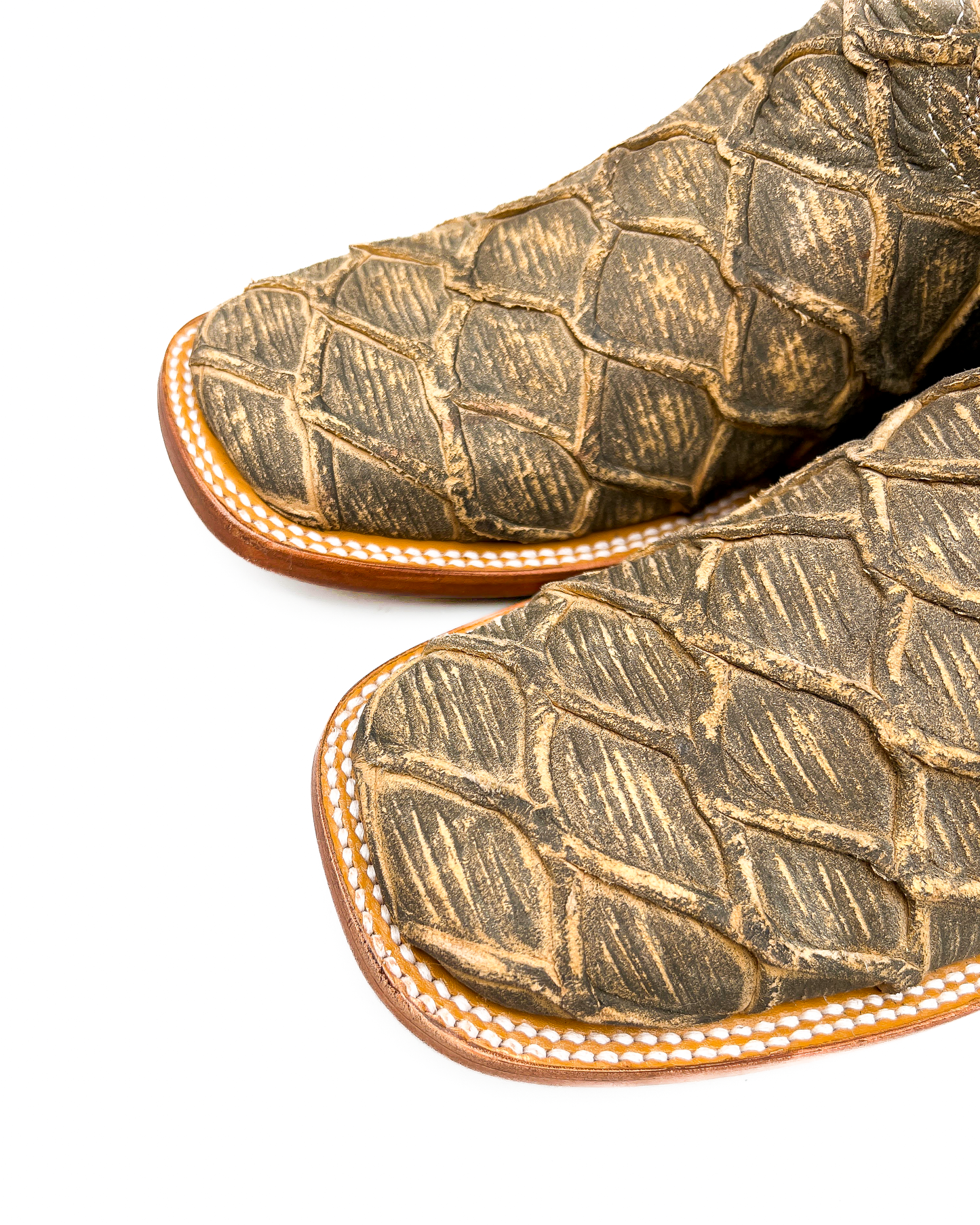 Cowboy Boot Rustic Brown Bass