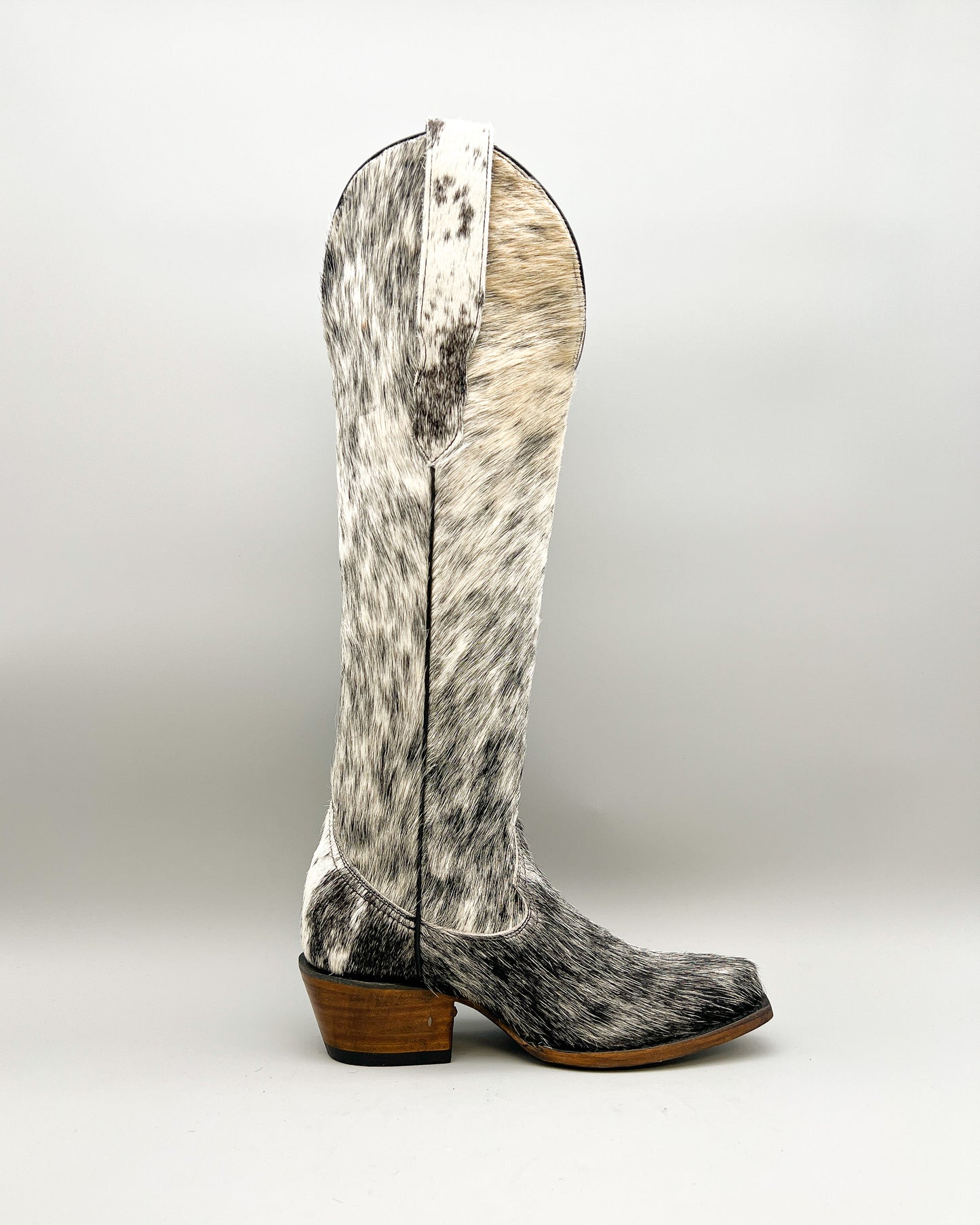 COWHIDE TALL SNIP | WOMEN COWBOY BOOTS