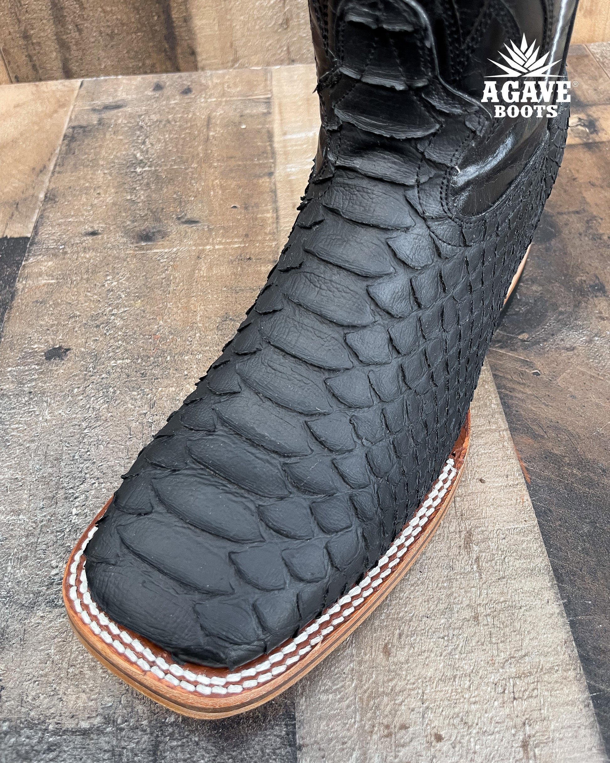 JUMBO PYTHON MATTE BLACK | MEN SQUARE TOE WESTERN COWBOY BOOTS – Agave ...